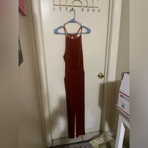 urban outfitters velvet jumpsuit